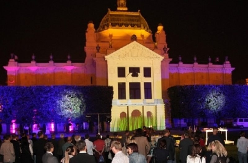 Zagreb - mojzagreb.info - 3D mapping: Umjetnički paviljon zabljesnuo novim sjajem!