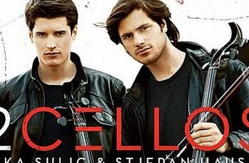 Zagreb - mojzagreb.info - 2CELLOS odsvirali božićnu ‘Silent Night’