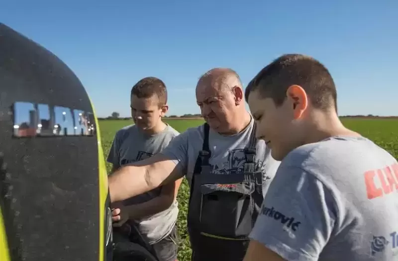 Zagreb - mojzagreb.info - Lijepa priča iz Slavonije! Ova obitelj slavi 30 godina svojeg rada, bilo je mukotrpno ali danas su radosni