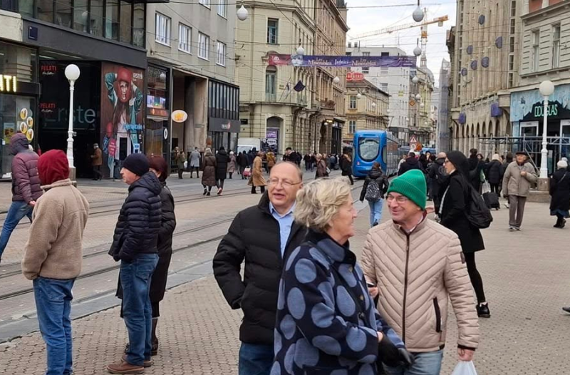 Zagreb - mojzagreb.info - Veliko istraživanje - što građani misle o političkim institucijama, političkom sudjelovanju i vjeruju li u teorije zavjere?