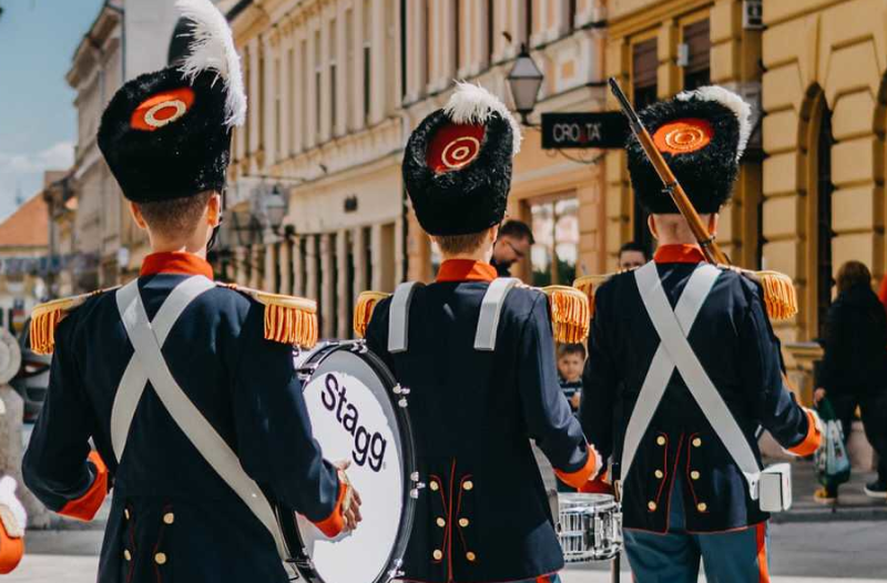 Zagreb - mojzagreb.info - Predavanje o  275. godini djelovanja Varaždinske građanske garde!