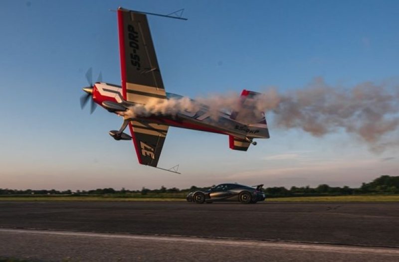 Zagreb - mojzagreb.info, Sport - NEVERA JE NEPOBJEDIVA Rimac Nevera brža čak i od aviona!