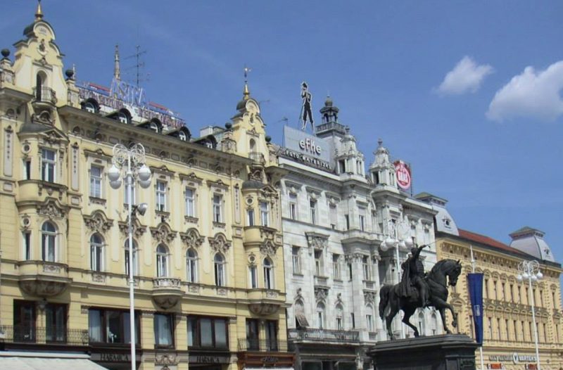 Zagreb - mojzagreb.info - DHK: Hrvatski radio roman