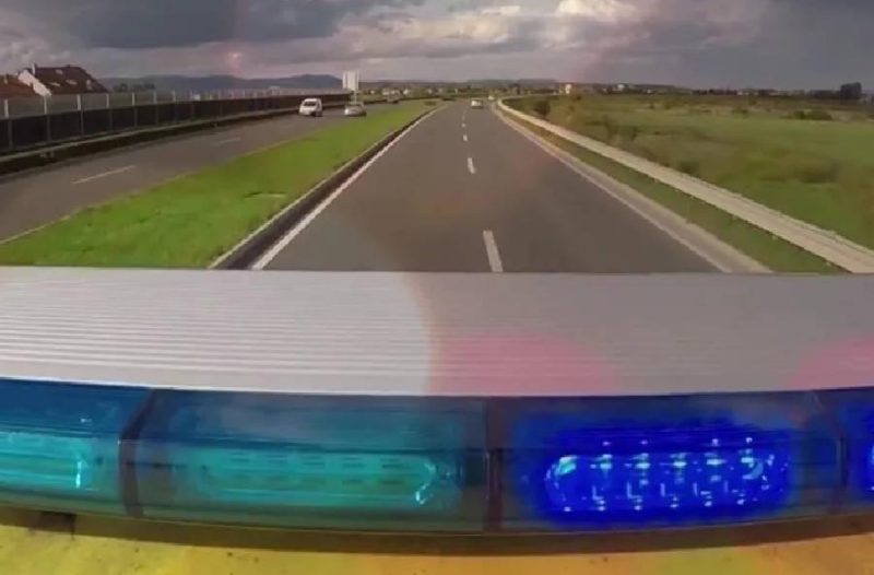 Zagreb - mojzagreb.info - Poštujte pravilo „hitnog koridora” na prometnicama, jer on spašava ljudske živote!