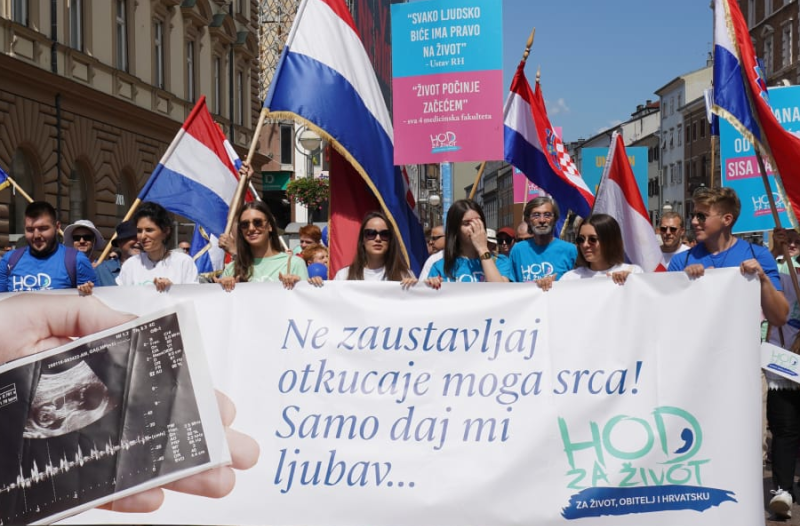 Zagreb - mojzagreb.info - U Rijeci Hod za život, obitelj i Hrvatsku 19. listopada 2024. godine