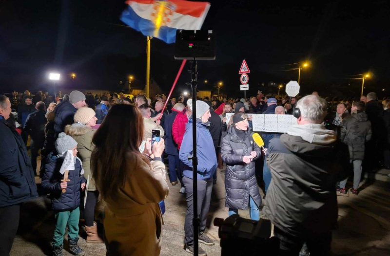Zagreb - mojzagreb.info - VELIKI PROSVJED u subotu 16. ožujka protiv Dozvole za gospodarenje otpadom u Centru Zagreba - Maksimir, Zrinjevac